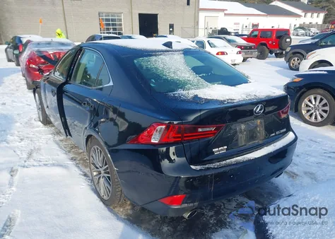 2016 Lexus Is 300 z USA, uszkodzony, nr VIN JTHCM1D24G5010108